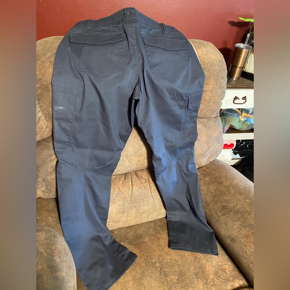 Under Armour cargo pants